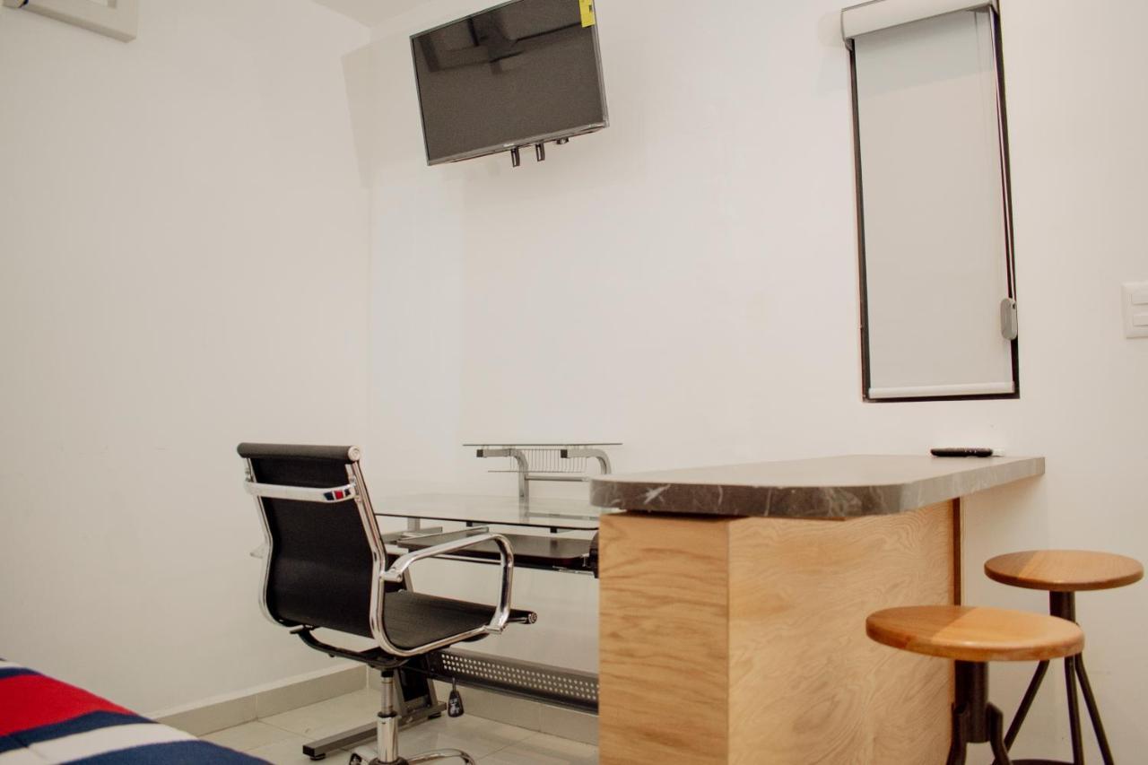 Suites Cervantes Чиуауа Екстериор снимка