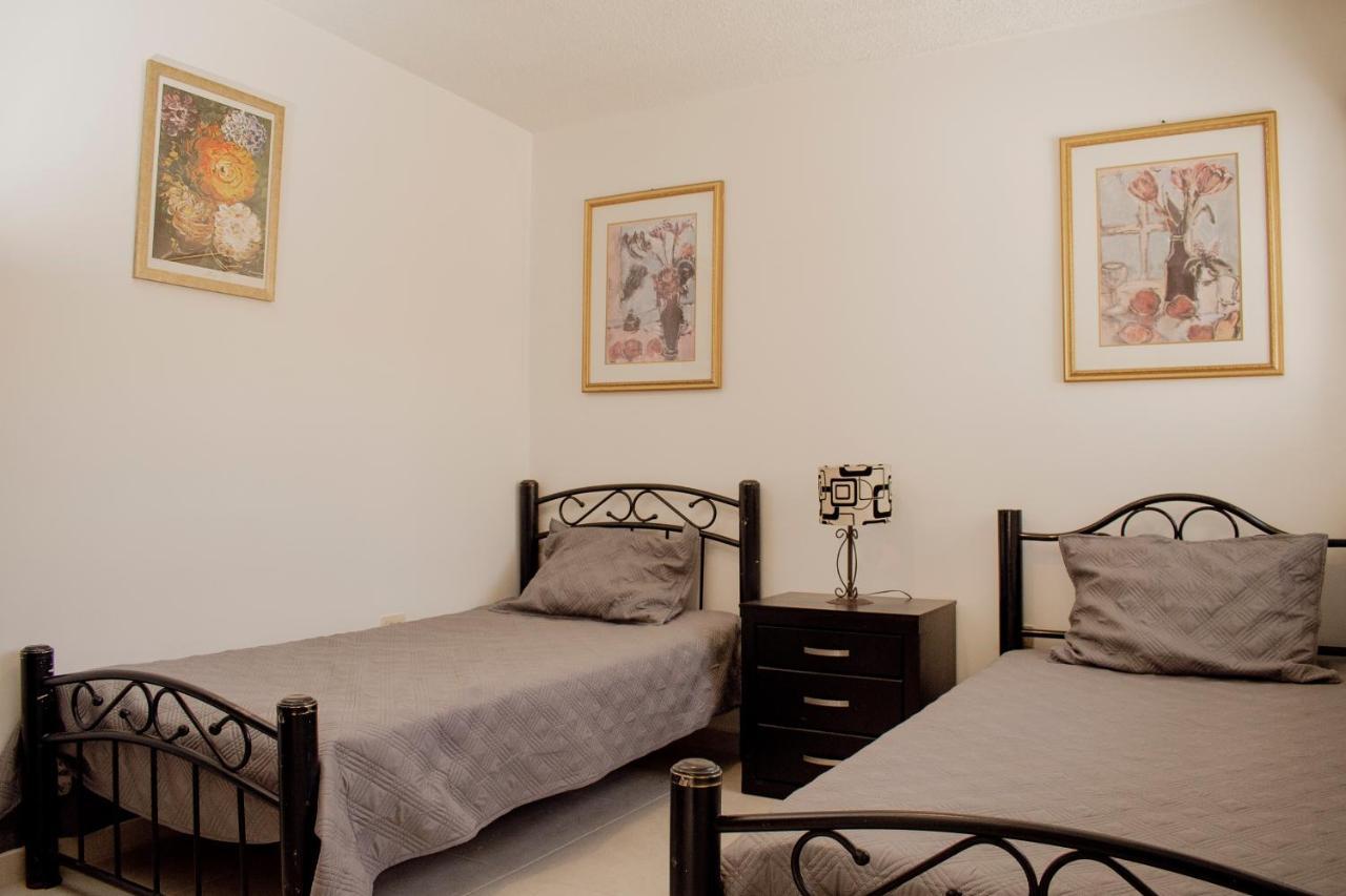 Suites Cervantes Чиуауа Екстериор снимка