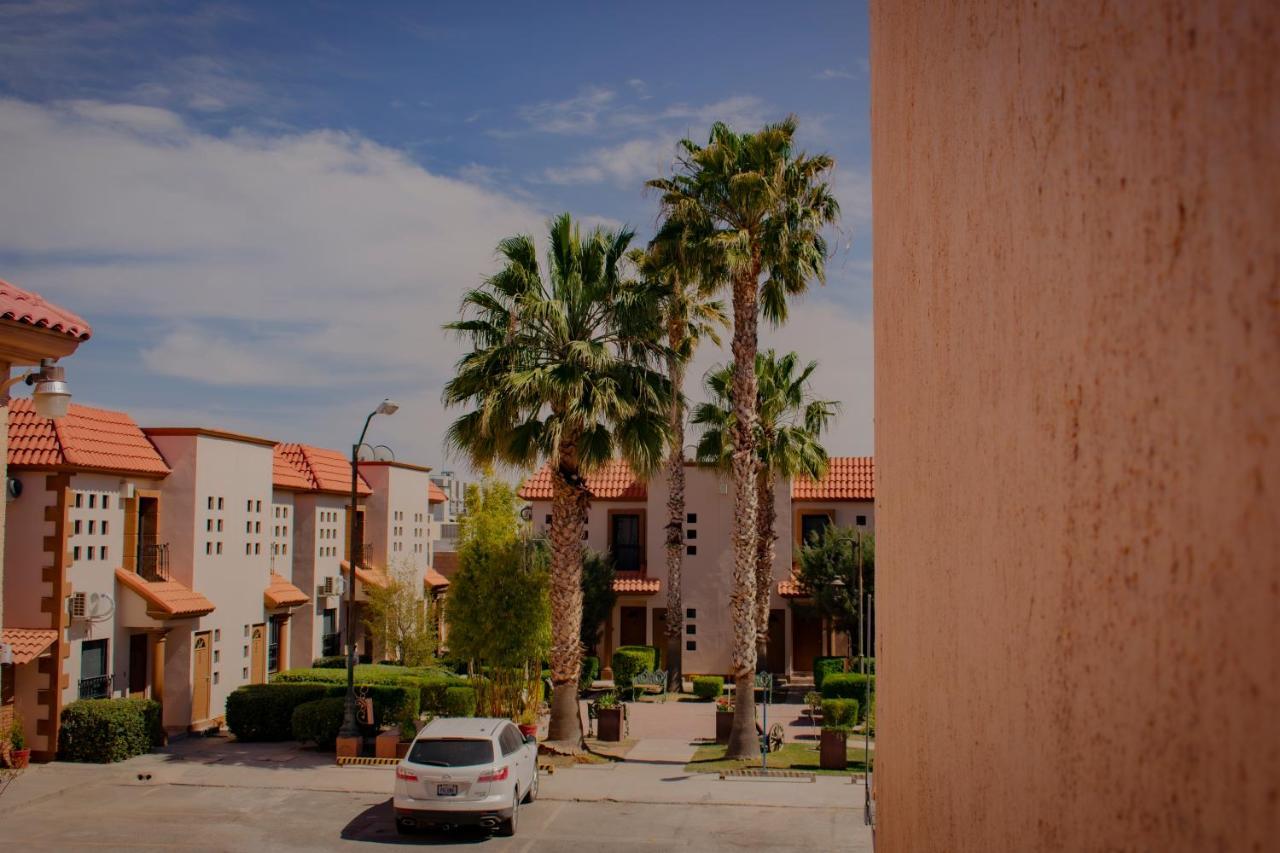 Suites Cervantes Чиуауа Екстериор снимка