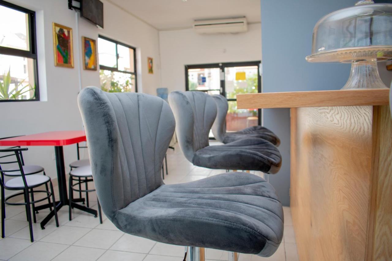Suites Cervantes Чиуауа Екстериор снимка