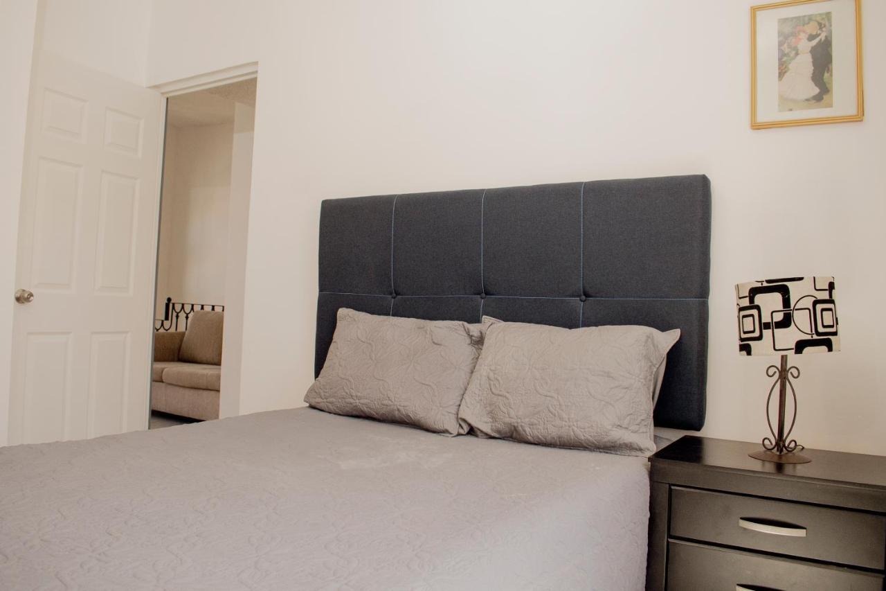 Suites Cervantes Чиуауа Екстериор снимка