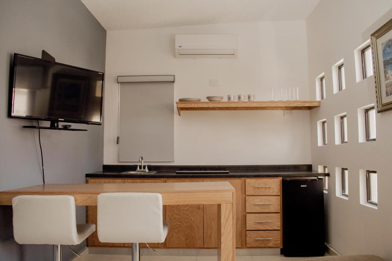 Suites Cervantes Чиуауа Екстериор снимка